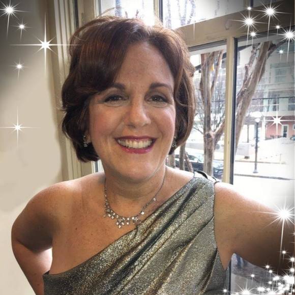 Meet your Posher, Shelley - Picture 1 of 1